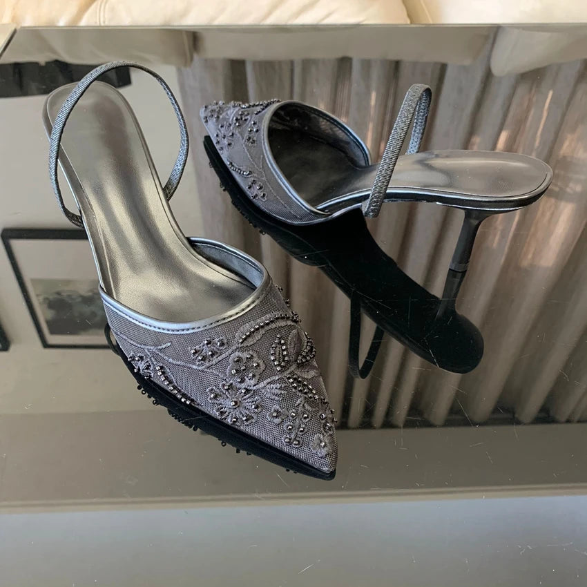 Escarpins Slingback Blancs Brodés Nuolaian