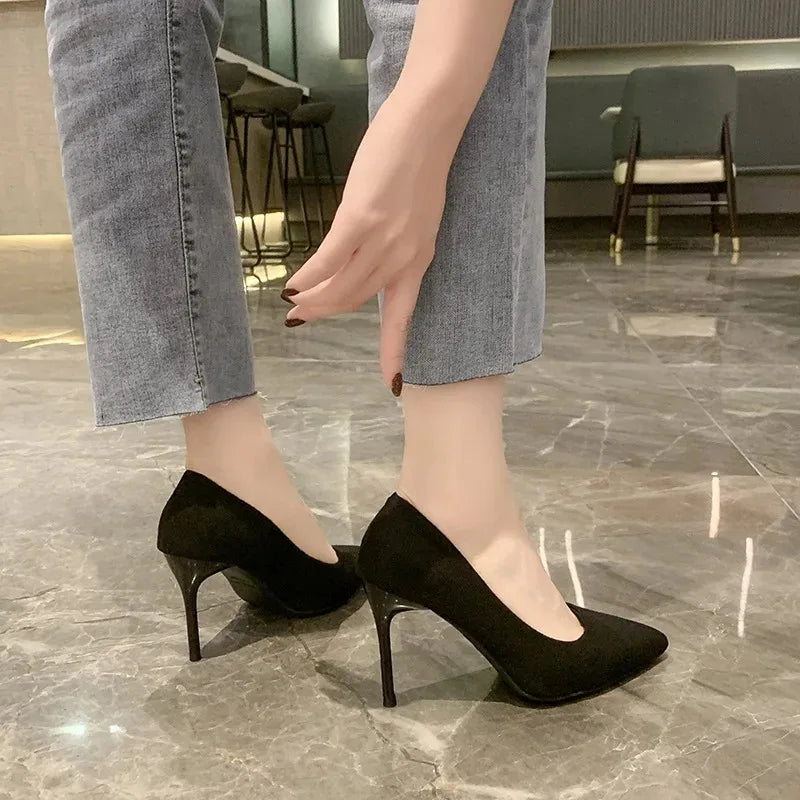 Escarpins Noirs Bout Pointu Talon Fin