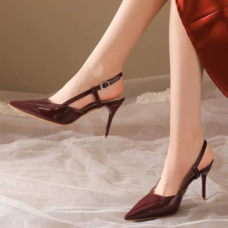 Escarpins Rétro Chic à Talon Fin
