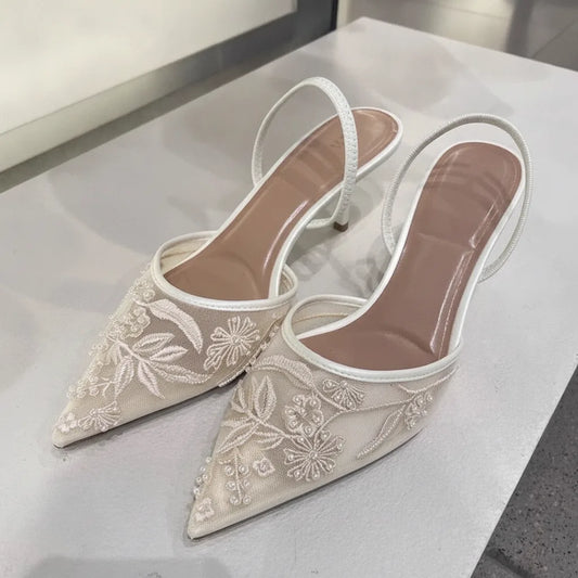 Escarpins Slingback Blancs Brodés Nuolaian